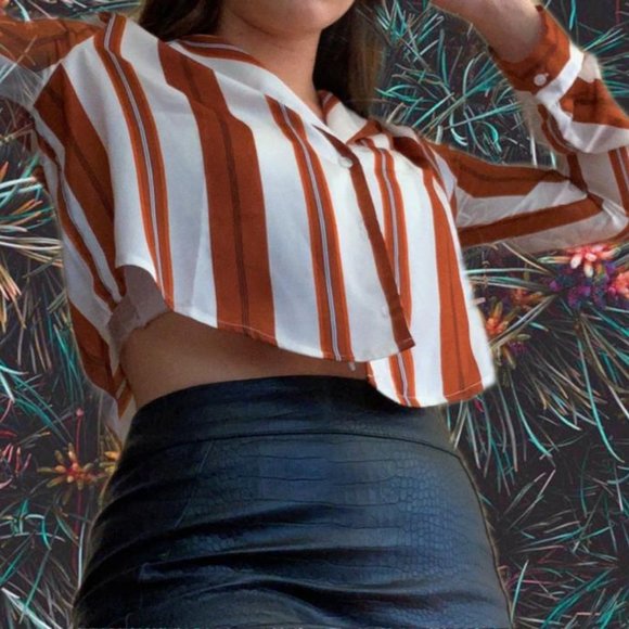 Forever 21 Striped Button-Down Crop Top - Picture 2 of 3